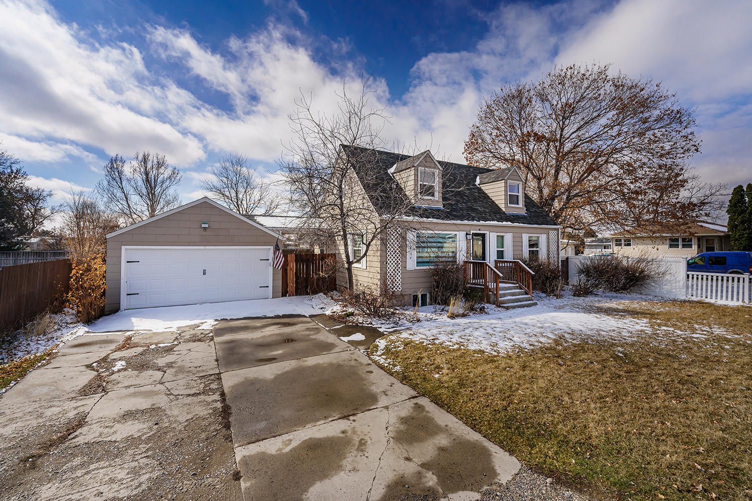 Property main image